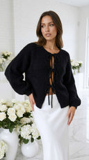 Tiny Oversize Siyah Bağlamalı Hırka